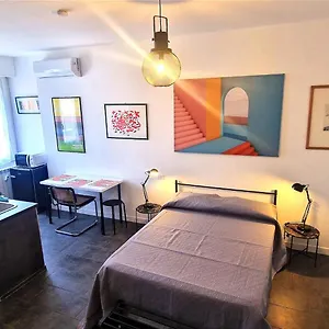 Cecilia House Affittacamere Roma